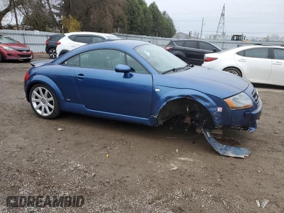 ✅ 2006 Audi TT • VIN: TRUWD28N561005696 • Lot: 81226524. Wystawiony na Copart z przebiegiem 87 023 mil. Bezpłatny archiwum sprzedaży aukcyjnych z USA i szczegółowy raport historii pojazdu na DreamBid. Zdjęcie 4.