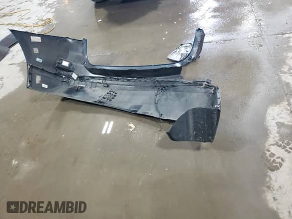 2019 Chevrolet Equinox LT с VIN 2GNAXUEV6K6213922, выставлен на аукционе Copart как лот 82606535 с пробегом 97 240 миль миль и Списание • Salvage title. История ставок и продаж доступна на DreamBid. Изображение 13.