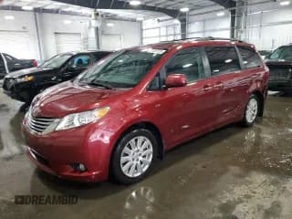 ✅ 2017 Toyota Sienna XLE • VIN: 5TDDZ3DCXHS154396 • Lot: 91387315. Listed on Copart with 71,391 mi. Free auction sales archive from the USA and detailed vehicle history report at DreamBid. Image 1.