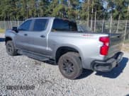 ✅ 2019 Chevrolet Silverado 1500 LT Trail Boss • VIN: 3GCPYFEDXKG202543 • Lot: 42712292. Wystawiony na IAAI z przebiegiem 125 697 mil. Bezpłatny archiwum sprzedaży aukcyjnych z USA i szczegółowy raport historii pojazdu na DreamBid. Zdjęcie 3.