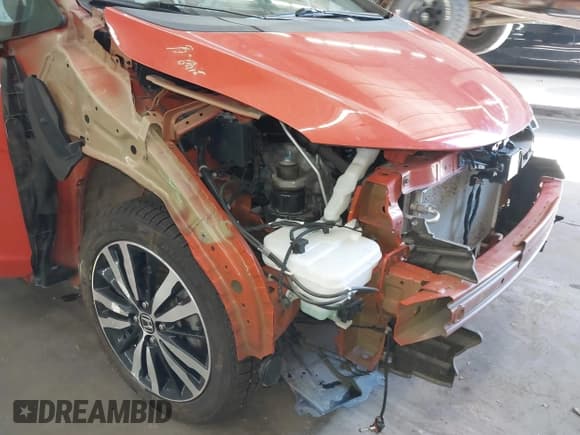 ✅ 2018 Honda Fit EX • VIN: 3HGGK5H80JM720110 • Lot: 43428185. Listed on IAAI with 77,486 mi. Free auction sales archive from the USA and detailed vehicle history report at DreamBid. Image 6.