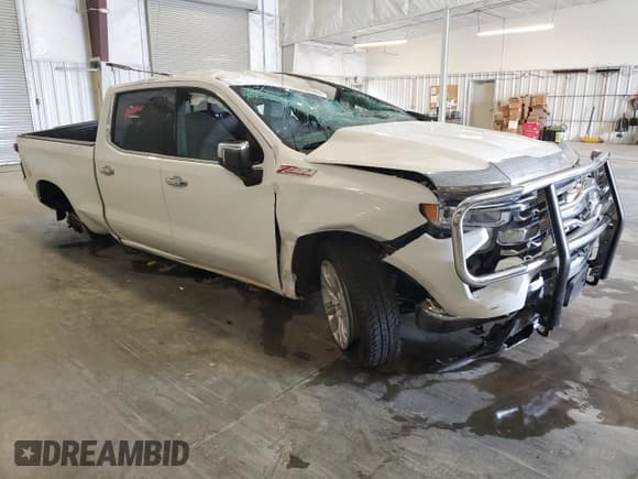 ✅ 2025 Chevrolet Silverado 1500 • VIN: 3GCUKGED5SG218756 • Lot: 58218715. Wystawiony na Copart z przebiegiem Nie podano. Bezpłatny archiwum sprzedaży aukcyjnych z USA i szczegółowy raport historii pojazdu na DreamBid. Zdjęcie 4.