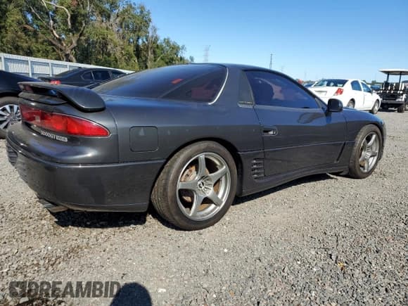 ✅ 1992 Mitsubishi 3000GT • VIN: JA3XE74CXNY052868 • Lot: 81620654. Wystawiony na Copart z przebiegiem 124 361 mil. Bezpłatny archiwum sprzedaży aukcyjnych z USA i szczegółowy raport historii pojazdu na DreamBid. Zdjęcie 3.