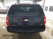 ✅ 2009 Chevrolet Suburban 1LT • VIN: 1GNFK26389R244805 • Lot: 75774414. Wystawiony na Copart z przebiegiem 197 238 mil. Bezpłatny archiwum sprzedaży aukcyjnych z USA i szczegółowy raport historii pojazdu na DreamBid. Zdjęcie 6.