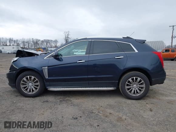 ✅ 2015 Cadillac SRX Luxury Collection • VIN: 3GYFNEE37FS607889 • Lot: 43686485. Wystawiony na IAAI z przebiegiem 155 647 mil. Bezpłatny archiwum sprzedaży aukcyjnych z USA i szczegółowy raport historii pojazdu na DreamBid. Zdjęcie 14.