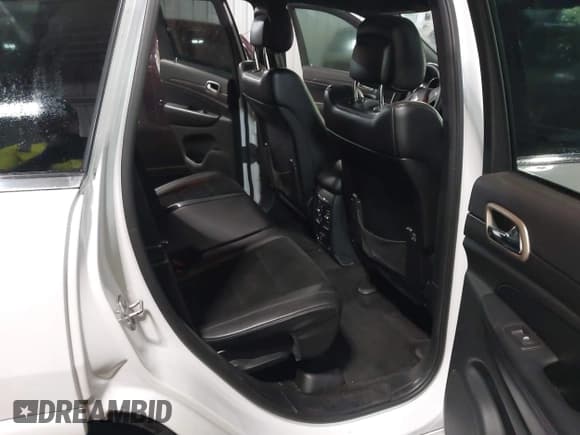 ✅ 2015 Jeep Grand Cherokee Laredo • VIN: 1C4RJFAG6FC814390 • Лот: 43103742. Опубликован ранее на IAAI с пробегом 95 425 миль. Бесплатный доступ к архиву аукционных продаж из США и подробный отчёт об истории автомобиля на DreamBid. Изображение 8.