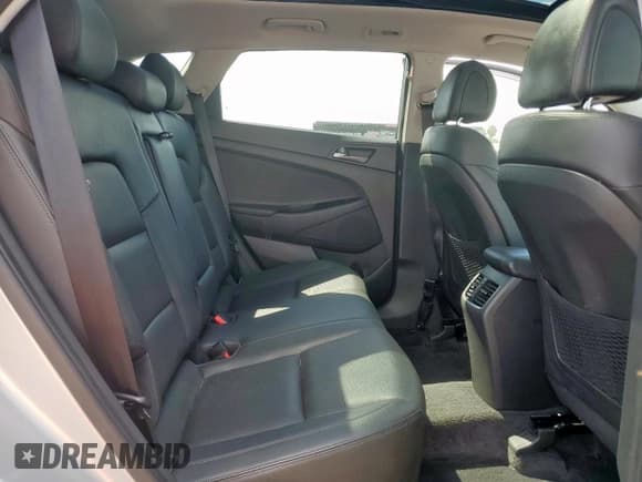 ✅ 2016 Hyundai Tucson Limited • VIN: KM8J33A28GU197687 • Лот: 81944705. Опубликован ранее на Copart с пробегом 89 578 миль. Бесплатный доступ к архиву аукционных продаж из США и подробный отчёт об истории автомобиля на DreamBid. Изображение 11.