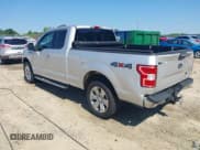 ✅ 2018 Ford F-150 XL • VIN: 1FTFX1E5XJKG09599 • Lot: 42118481. Wystawiony na IAAI z przebiegiem 48 308 mil. Bezpłatny archiwum sprzedaży aukcyjnych z USA i szczegółowy raport historii pojazdu na DreamBid. Zdjęcie 3.