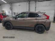 ✅ 2019 Mitsubishi Eclipse Cross LE • VIN: JA4AT4AA4KZ028693 • Lot: 43222873. Wystawiony na IAAI z przebiegiem 121 265 mil. Bezpłatny archiwum sprzedaży aukcyjnych z USA i szczegółowy raport historii pojazdu na DreamBid. Zdjęcie 14.