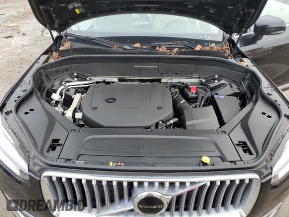 ✅ 2024 Volvo XC90 Plus Bright Theme • VIN: YV4062JE0R1161893 • Lot: 47054025. Listed on Copart with 8,904 mi. Free auction sales archive from the USA and detailed vehicle history report at DreamBid. Image 12.