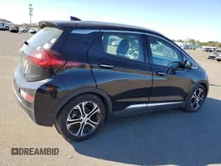 2018 Chevrolet Bolt EV Premier z VIN 1G1FX6S02J4116048, wystawiony jako Copart lot #45917454 z przebiegiem 59 857 mil mil oraz . Historia ofert i sprzedaży dostępna na DreamBid. Obrazek 3.