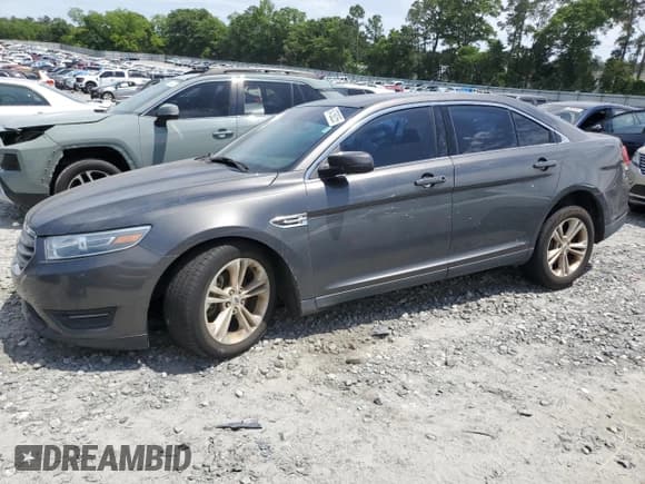 ✅ 2016 Ford Taurus SEL • VIN: 1FAHP2E8XGG156787 • Lot: 54758255. Wystawiony na Copart z przebiegiem 62 435 mil. Bezpłatny archiwum sprzedaży aukcyjnych z USA i szczegółowy raport historii pojazdu na DreamBid. Zdjęcie 1.