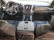 ✅ 2020 Chevrolet Suburban LT • VIN: 1GNSCHKC9LR180737 • Lot: 68883224. Wystawiony na Copart z przebiegiem 159 723 mil. Bezpłatny archiwum sprzedaży aukcyjnych z USA i szczegółowy raport historii pojazdu na DreamBid. Zdjęcie 8.