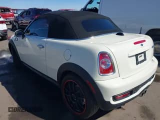 ✅ 2015 MINI Roadster S • VIN: WMWSY3C51FT595455 • Lot: 41670221. Listed on IAAI with 24,680 mi. Free auction sales archive from the USA and detailed vehicle history report at DreamBid. Image 3.