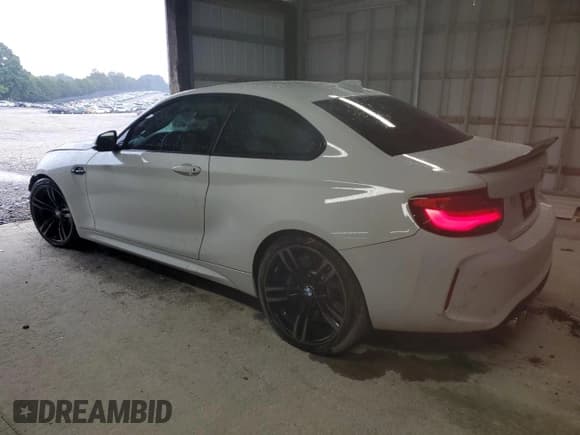 ✅ 2018 BMW M2 • VIN: WBS1J5C5XJVD37006 • Lot: 71951884. Wystawiony na Copart z przebiegiem 52 530 mil. Bezpłatny archiwum sprzedaży aukcyjnych z USA i szczegółowy raport historii pojazdu na DreamBid. Zdjęcie 2.