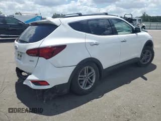 ✅ 2018 Hyundai Santa Fe 2.4L • VIN: 5NMZU3LB2JH103190 • Лот: 60110414. Опубликован ранее на Copart с пробегом 79 485 миль. Бесплатный доступ к архиву аукционных продаж из США и подробный отчёт об истории автомобиля на DreamBid. Изображение 3.