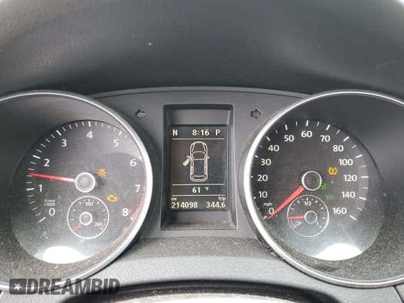 ✅ 2013 Volkswagen Golf w/Conv & Sunroof • VIN: WVWDB7AJ2DW021284 • Лот: 55897895. Опубликован ранее на Copart с пробегом 214 098 миль. Бесплатный доступ к архиву аукционных продаж из США и подробный отчёт об истории автомобиля на DreamBid. Изображение 9.