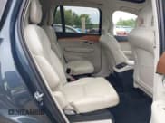 ✅ 2021 Volvo XC90 Momentum • VIN: YV4A221K3M1754176 • Lot: 42912114. Wystawiony na IAAI z przebiegiem 46 109 mil. Bezpłatny archiwum sprzedaży aukcyjnych z USA i szczegółowy raport historii pojazdu na DreamBid. Zdjęcie 8.