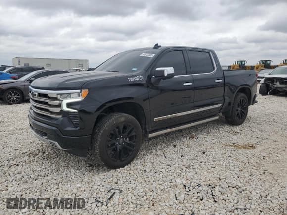 ✅ 2022 Chevrolet Silverado 1500 High Country • VIN: 1GCPAFED4NZ519503 • Лот: 43972305. Опубликован ранее на Copart с пробегом 29 711 миль. Бесплатный доступ к архиву аукционных продаж из США и подробный отчёт об истории автомобиля на DreamBid. Изображение 1.