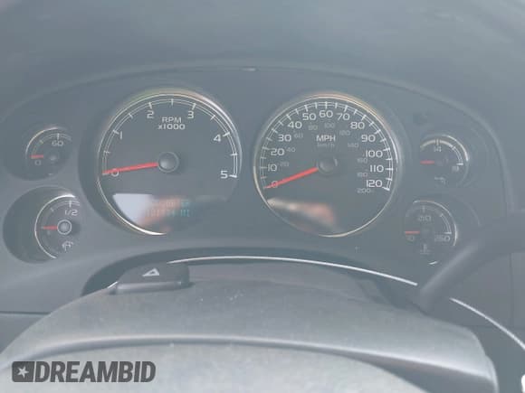 ✅ 2012 Chevrolet Silverado 2500HD LTZ • VIN: 1GC1KYC8XCF153372 • Lot: 42945384. Wystawiony na IAAI z przebiegiem 101 334 mil. Bezpłatny archiwum sprzedaży aukcyjnych z USA i szczegółowy raport historii pojazdu na DreamBid. Zdjęcie 7.