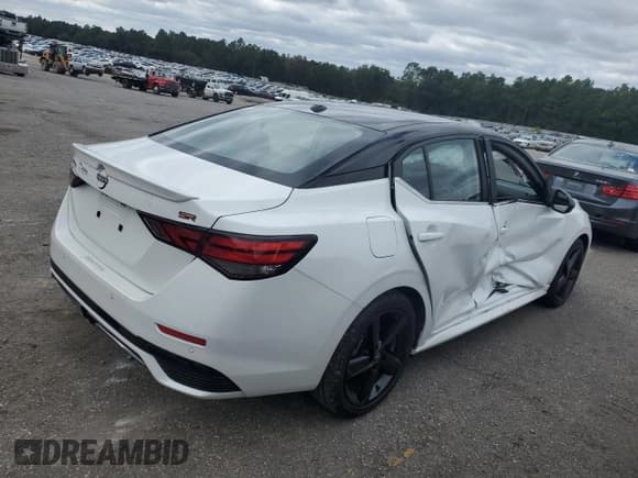 ✅ 2024 Nissan Sentra SR • VIN: 3N1AB8DV3RY292655 • Lot: 85956825. Listed on Copart with 2,285 mi. Free auction sales archive from the USA and detailed vehicle history report at DreamBid. Image 3.