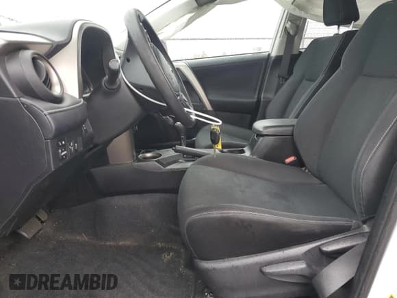 ✅ 2013 Toyota RAV4 XLE • VIN: 2T3RFREV0DW049229 • Lot: 82435435. Wystawiony na Copart z przebiegiem 104 515 mil. Bezpłatny archiwum sprzedaży aukcyjnych z USA i szczegółowy raport historii pojazdu na DreamBid. Zdjęcie 7.