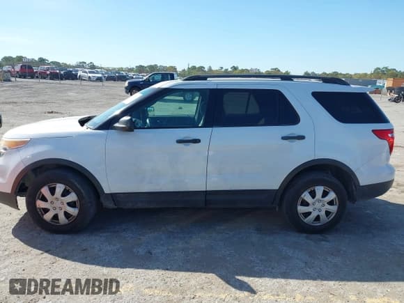 ✅ 2014 Ford Explorer • VIN: 1FM5K8B87EGB96532 • Lot: 41808085. Wystawiony na IAAI z przebiegiem 182 083 mil. Bezpłatny archiwum sprzedaży aukcyjnych z USA i szczegółowy raport historii pojazdu na DreamBid. Zdjęcie 14.