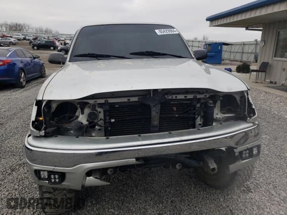 ✅ 2000 Toyota Tacoma • VIN: 4TAPM62N4YZ679336 • Lot: 85429984. Wystawiony na Copart z przebiegiem 374 910 mil. Bezpłatny archiwum sprzedaży aukcyjnych z USA i szczegółowy raport historii pojazdu na DreamBid. Zdjęcie 5.