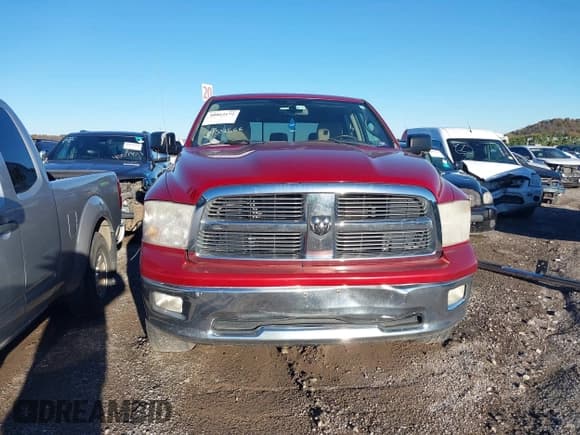 ✅ 2009 Dodge 1500 SLT • VIN: 1D3HV13T99S718137 • Lot: 40863172. Wystawiony na IAAI z przebiegiem 159 564 mil. Bezpłatny archiwum sprzedaży aukcyjnych z USA i szczegółowy raport historii pojazdu na DreamBid. Zdjęcie 13.