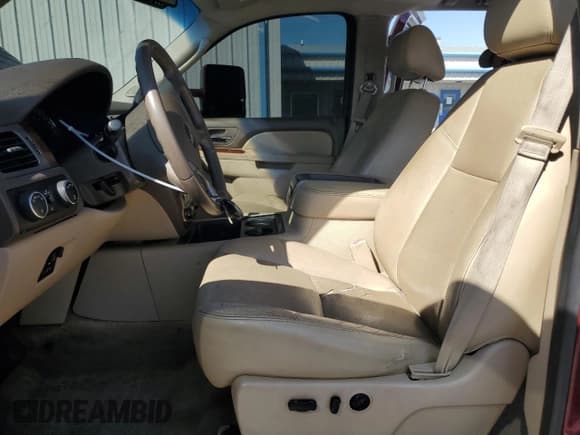 ✅ 2013 Chevrolet Silverado 2500HD LTZ • VIN: 1GC1KYE83DF127100 • Лот: 81968895. Опубликован ранее на Copart с пробегом 203 056 миль. Бесплатный доступ к архиву аукционных продаж из США и подробный отчёт об истории автомобиля на DreamBid. Изображение 7.