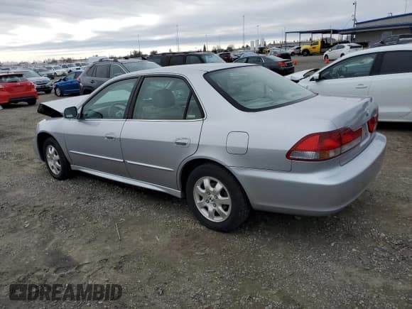 ✅ 2001 Honda Accord EX • VIN: JHMCG66011C026205 • Lot: 86452844. Wystawiony na Copart z przebiegiem 195 901 mil. Bezpłatny archiwum sprzedaży aukcyjnych z USA i szczegółowy raport historii pojazdu na DreamBid. Zdjęcie 2.