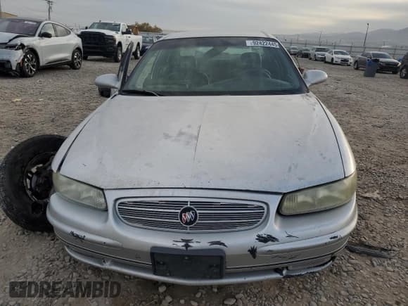 ✅ 2001 Buick Regal LS • VIN: 2G4WB55K211157297 • Lot: 92422445. Listed on Copart with 127,553 mi. Free auction sales archive from the USA and detailed vehicle history report at DreamBid. Image 5.
