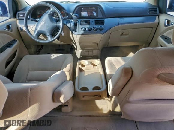 ✅ 2006 Honda Odyssey LX • VIN: 5FNRL38226B109852 • Лот: 94562795. Опубликован ранее на Copart с пробегом 89 634 миль. Бесплатный доступ к архиву аукционных продаж из США и подробный отчёт об истории автомобиля на DreamBid. Изображение 8.
