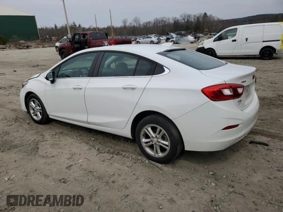 ✅ 2017 Chevrolet Cruze LT • VIN: 1G1BE5SM3H7148811 • Lot: 47607803. Listed on Copart with 62,526 mi. Free auction sales archive from the USA and detailed vehicle history report at DreamBid. Image 2.