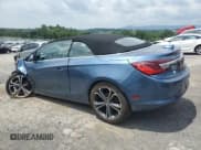 ✅ 2017 Buick Cascada • VIN: W04WG3N53HG018548 • Lot: 64110975. Wystawiony na Copart z przebiegiem 59 973 mil. Bezpłatny archiwum sprzedaży aukcyjnych z USA i szczegółowy raport historii pojazdu na DreamBid. Zdjęcie 2.