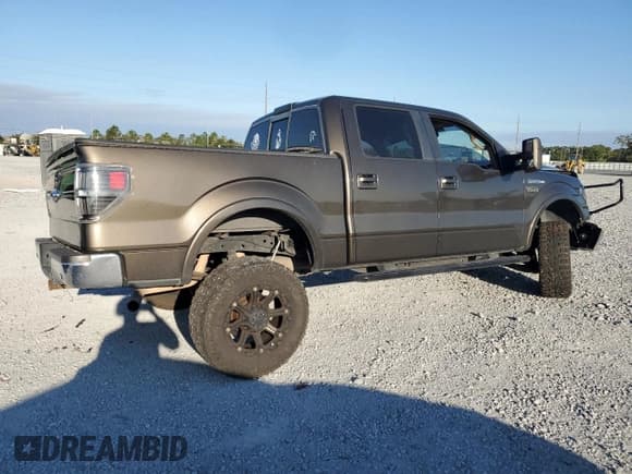 ✅ 2009 Ford F-150 XL • VIN: 1FTPW12VX9FA32296 • Лот: 90500305. Опубликован ранее на Copart с пробегом Не указан. Бесплатный доступ к архиву аукционных продаж из США и подробный отчёт об истории автомобиля на DreamBid. Изображение 3.