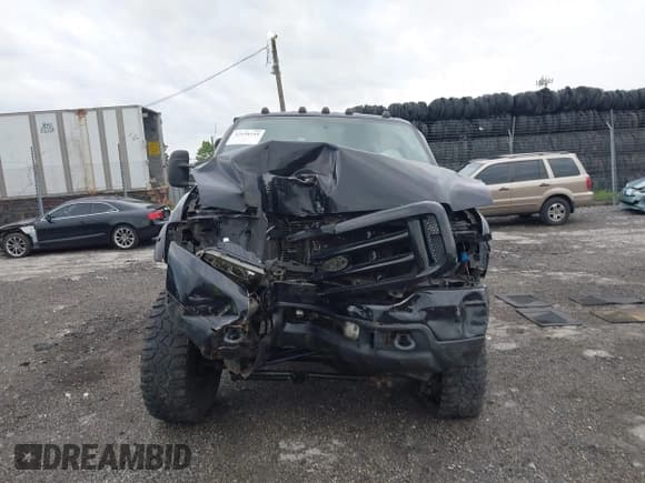 ✅ 2004 Ford F-250 XL • VIN: 1FTNW21LX4EA11928 • Lot: 42698548. Wystawiony na IAAI z przebiegiem 196 172 mil. Bezpłatny archiwum sprzedaży aukcyjnych z USA i szczegółowy raport historii pojazdu na DreamBid. Zdjęcie 12.