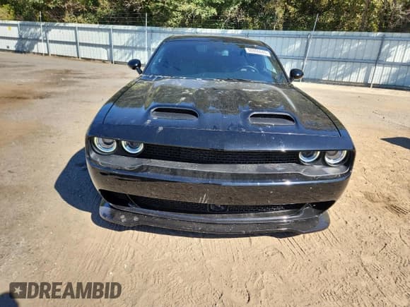 ✅ 2023 Dodge Challenger SRT Hellcat Jailbreak • VIN: 2C3CDZC97PH617423 • Lot: 90866645. Wystawiony na Copart z przebiegiem 11 956 mil. Bezpłatny archiwum sprzedaży aukcyjnych z USA i szczegółowy raport historii pojazdu na DreamBid. Zdjęcie 5.