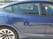 ✅ 2022 Tesla Model 3 • VIN: 5YJ3E1EA2NF289915 • Lot: 71649835. Wystawiony na Copart z przebiegiem Nie podano. Bezpłatny archiwum sprzedaży aukcyjnych z USA i szczegółowy raport historii pojazdu na DreamBid. Zdjęcie 10.