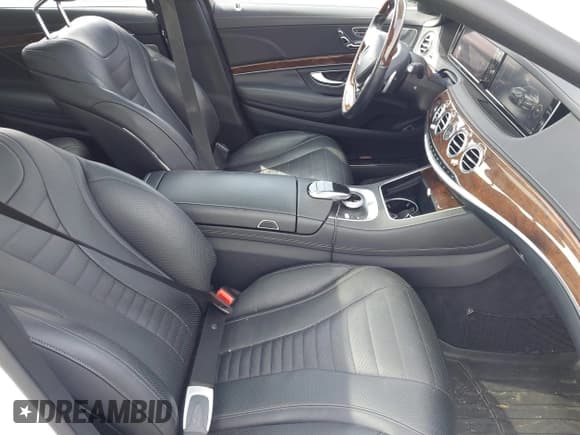 ✅ 2016 Mercedes-Benz S 550 • VIN: WDDUG8FB6GA217017 • Lot: 42705098. Listed on IAAI with 54,202 mi. Free auction sales archive from the USA and detailed vehicle history report at DreamBid. Image 5.