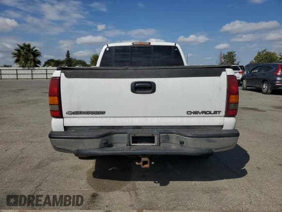 ✅ 2002 Chevrolet Silverado 1500 LS • VIN: 2GCEC19V921390864 • Lot: 69686245. Listed on Copart with 222,271 mi. Free auction sales archive from the USA and detailed vehicle history report at DreamBid. Image 6.