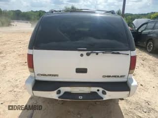 ✅ 2001 Chevrolet Blazer LT • VIN: 1GNCS13W912139912 • Lot: 65794445. Wystawiony na Copart z przebiegiem 355 378 mil. Bezpłatny archiwum sprzedaży aukcyjnych z USA i szczegółowy raport historii pojazdu na DreamBid. Zdjęcie 6.