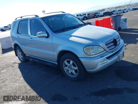 ✅ 2003 Mercedes-Benz M 350 • VIN: 4JGAB57E23A439529 • Lot: 43908675. Listed on IAAI with 222,188 mi. Free auction sales archive from the USA and detailed vehicle history report at DreamBid. Image 1.