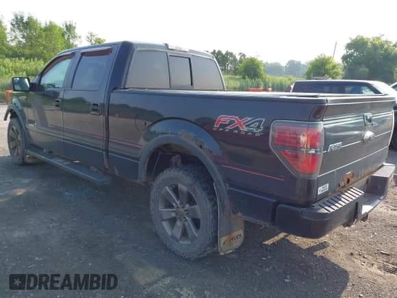 ✅ 2014 Ford F-150 XL • VIN: 1FTFW1ET0EFB20581 • Lot: 42712545. Wystawiony na IAAI z przebiegiem 335 260 mil. Bezpłatny archiwum sprzedaży aukcyjnych z USA i szczegółowy raport historii pojazdu na DreamBid. Zdjęcie 3.