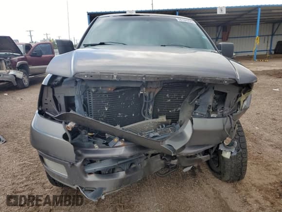 ✅ 2004 Ford F-150 XLT • VIN: 1FTPX14534KD96022 • Lot: 58184295. Wystawiony na Copart z przebiegiem 185 925 mil. Bezpłatny archiwum sprzedaży aukcyjnych z USA i szczegółowy raport historii pojazdu na DreamBid. Zdjęcie 5.