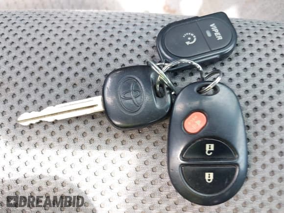 ✅ 2009 Toyota Tacoma • VIN: 3TMMU52N99M010399 • Lot: 42026398. Listed on IAAI with 288,265 mi. Free auction sales archive from the USA and detailed vehicle history report at DreamBid. Image 11.