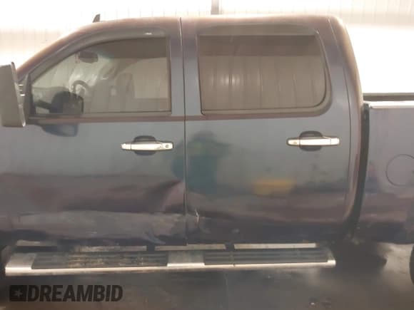 ✅ 2007 GMC Sierra 1500 • VIN: 2GTEK13Y671700496 • Лот: 41233730. Опубликован ранее на IAAI с пробегом 225 186 миль. Бесплатный доступ к архиву аукционных продаж из США и подробный отчёт об истории автомобиля на DreamBid. Изображение 15.