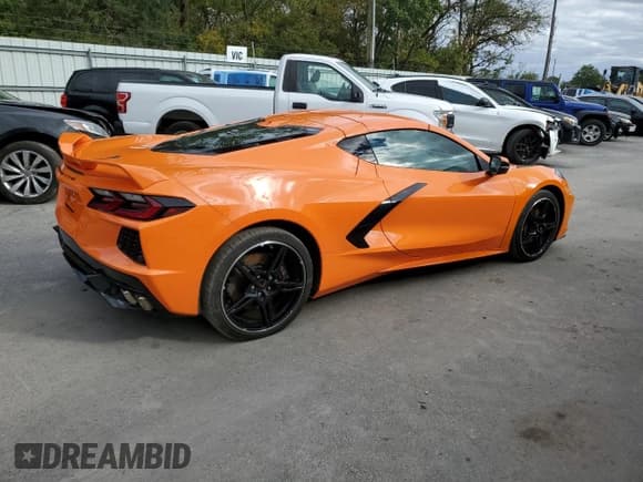 ✅ 2024 Chevrolet Corvette 2LT • VIN: 1G1YB2D43R5102519 • Лот: 70215455. Опубликован ранее на Copart с пробегом 22 171 миль. Бесплатный доступ к архиву аукционных продаж из США и подробный отчёт об истории автомобиля на DreamBid. Изображение 3.