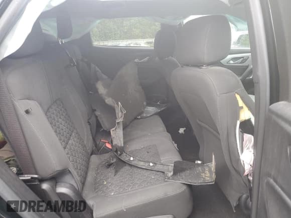 ✅ 2021 Chevrolet Blazer LT • VIN: 3GNKBCR40MS541579 • Lot: 71703825. Wystawiony na Copart z przebiegiem 64 131 mil. Bezpłatny archiwum sprzedaży aukcyjnych z USA i szczegółowy raport historii pojazdu na DreamBid. Zdjęcie 11.