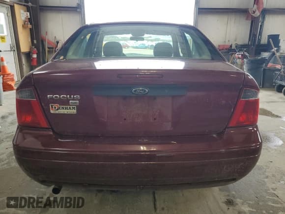 ✅ 2007 Ford Focus S • VIN: 1FAFP34N77W249390 • Lot: 61817215. Listed on Copart with 112,295 mi. Free auction sales archive from the USA and detailed vehicle history report at DreamBid. Image 6.